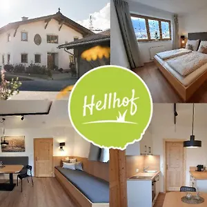 Hell Hof Innsbruck