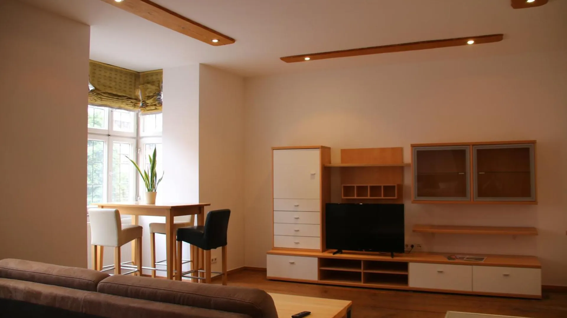 Hotel Goldene Krone Innsbruck 3*,  Austria